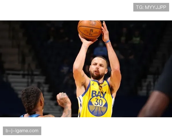 哈利伯顿利用突破制造防守空隙提升关键时刻得分效率