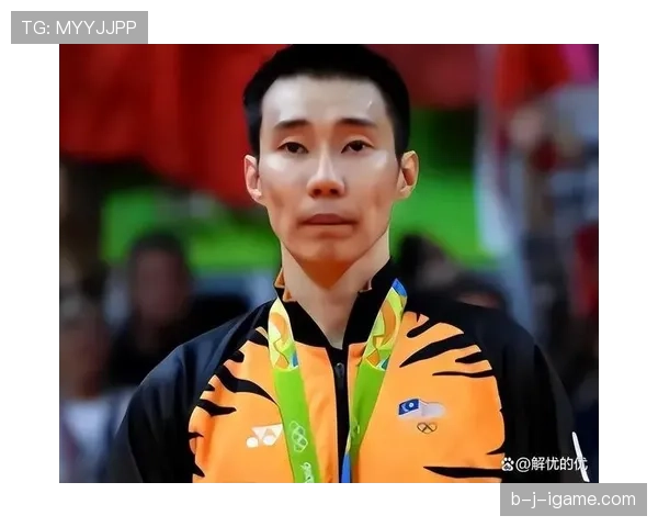 李宗伟下班回家那会儿，客厅能开小型训练营，和我家沙发生活是真两种人生